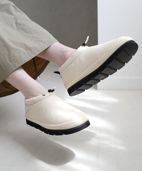 AmiAmi（アミアミ）の「ボアモックシューズスリッポン /防寒ドロストシューズ（スリッポン・レディース・ブラック/アイボリー・L/LL/M/S）」の9枚目の写真