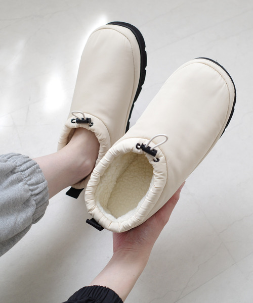 AmiAmi（アミアミ）の「ボアモックシューズスリッポン /防寒ドロストシューズ（スリッポン・レディース・ブラック/アイボリー・L/LL/M/S）」の20枚目の写真