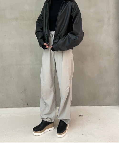 AMAIL(アマイル)の「Easy long active pants(その他パンツ・レディース・ベージュ/ブラック・FREE)」の1枚目の写真