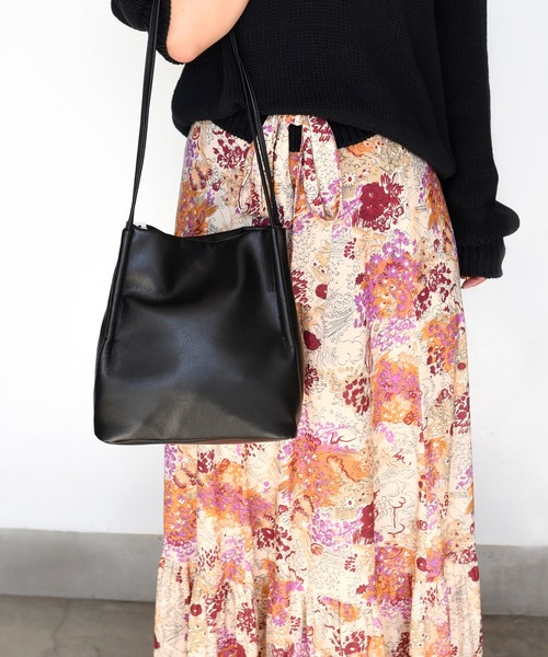 styiro（スタイロ）の「２WAYスクエアタックトートバッグ（トートバッグ・レディース・ブラック/ゴールド/シルバー/ピンク・FREE）」の16枚目の写真