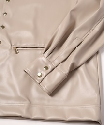 CULLNI（クルニ）の「24-SS-037B / Faux Leather Dot Button