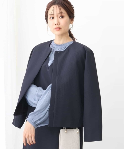 MK MICHEL KLEIN（エムケーミッシェルクラン）の「ダイヤキルトジャガードノーカラーブルゾン/洗える（ブルゾン・レディース・アイボリー/ネイビー・38）」の2枚目の写真