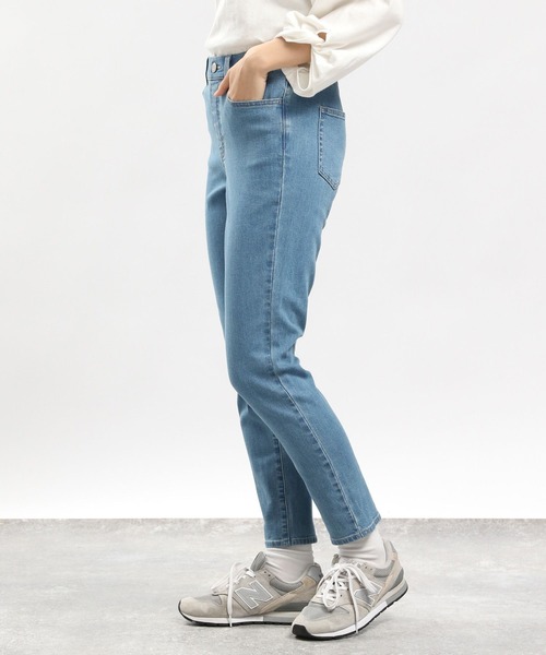 GLOBAL WORK Smile Seed Store（グローバルワーク スマイルシードストア）の「デニムスリムストレートパンツ/977004（デニムパンツ・レディース・ブラック/ブルー系その他3/ブルー系その他5/アイボリー・SMALL/X-LARGE/LARGE/MEDIUM）」の3枚目の写真