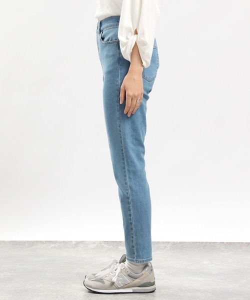 GLOBAL WORK Smile Seed Store（グローバルワーク スマイルシードストア）の「デニムスリムストレートパンツ/977004（デニムパンツ・レディース・ブラック/ブルー系その他3/ブルー系その他5/アイボリー・SMALL/X-LARGE/LARGE/MEDIUM）」の15枚目の写真