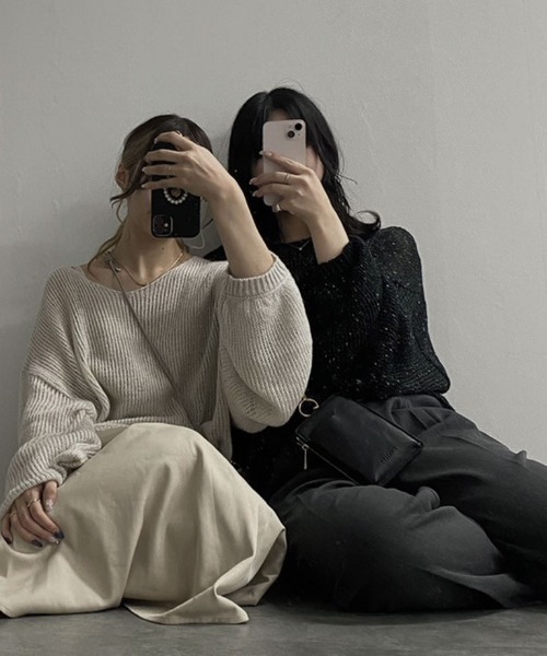 Reurie'（レウリィ）の「シアーオーバーラメニット / sheer over lame knit オーバーサイズ  ルーズニット かぎ編み クロシェ グリッターニット グリッターラメ ブラック アイボリー ベージュ 黒（ニット/セーター・レディース・ベージュ/ブラック・FREE）」の3枚目の写真