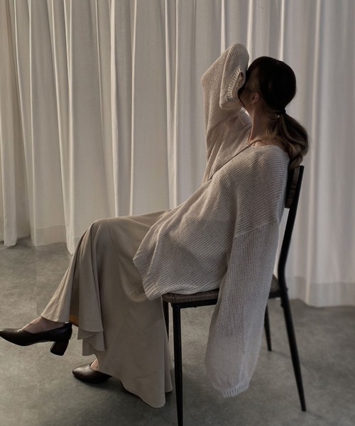 Reurie'（レウリィ）の「シアーオーバーラメニット / sheer over lame knit オーバーサイズ  ルーズニット かぎ編み クロシェ グリッターニット グリッターラメ ブラック アイボリー ベージュ 黒（ニット/セーター・レディース・ベージュ/ブラック・FREE）」の19枚目の写真