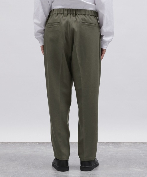 LAKOLE（ラコレ）の「PEツイルタックスリムパンツ / 992199（その他パンツ・メンズ・チャコール/ライトグリーン/ブラック・SMALL/LARGE/MEDIUM）」の6枚目の写真