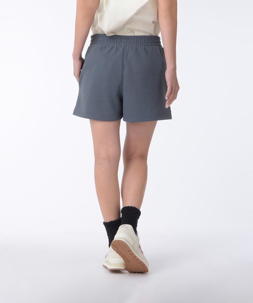 NEW BALANCE(ニューバランス)の「Linear Heritage スウェットショーツ(スウェットパンツ・レディース・グレー・SMALL/MEDIUM/LARGE/X-LARGE)」の2枚目の写真