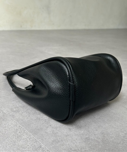 Thevon（ゼボン）の「ポーチ付きスクエア合皮バッグ（ボストンバッグ・レディース・アイボリー/レモンイエロー/ブラック/オレンジ/シルバー・FREE）」の18枚目の写真