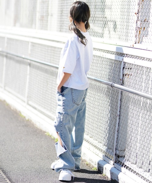 （What it isNt）ART BY MARKGONZALES（ワットイットイズント）の「【ムラサキスポーツ限定】(What it isNt)ART BY MARKGONZALES/ワット イット イズント マークゴンザレス Tシャツ オーバーサイズ 2H7-14552（Tシャツ/カットソー・レディース・ホワイト/ブラック/杢グレー・M/L）」の12枚目の写真