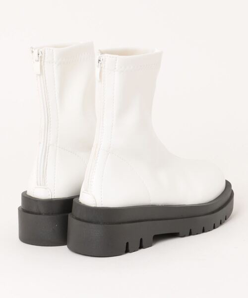 HALEY PESCA（ヘーリーペスカ）の「HALEY PESCA/ボリューム厚底 バックジップショートブーツ（ブーツ・レディース・ホワイト/ブラック・36/38/40）」の16枚目の写真