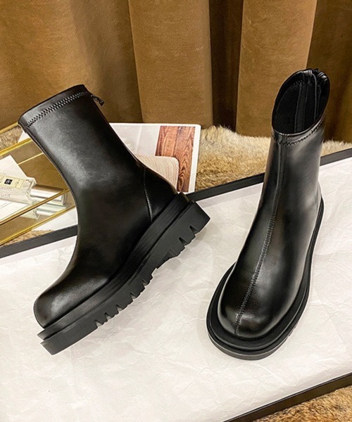 HALEY PESCA（ヘーリーペスカ）の「HALEY PESCA/ボリューム厚底 バックジップショートブーツ（ブーツ・レディース・ホワイト/ブラック・36/38/40）」の11枚目の写真