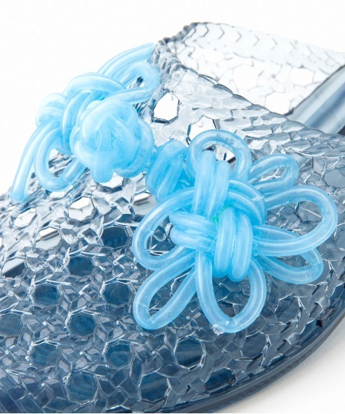 HEY!MrsROSE(ヘイミセスローズ)の「HEY! Mrs ROSE(ヘイ!ミセスローズ)チャイナボタンミュール(サンダル・レディース・ピンク/パープル/ブルー/クリア・37/39)」の10枚目の写真