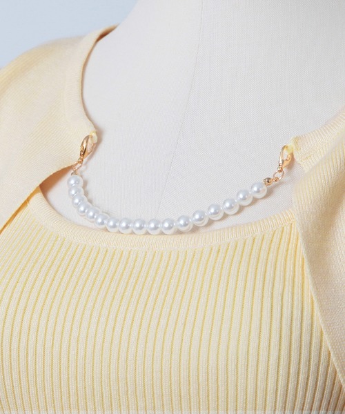 Julia Boutique（ジュリアブティック）の「パールチェーン付きボレロ風ニットトップス/24000（ニット/セーター・レディース・ホワイト/ブラック/ミント/イエロー・ONE）」の14枚目の写真