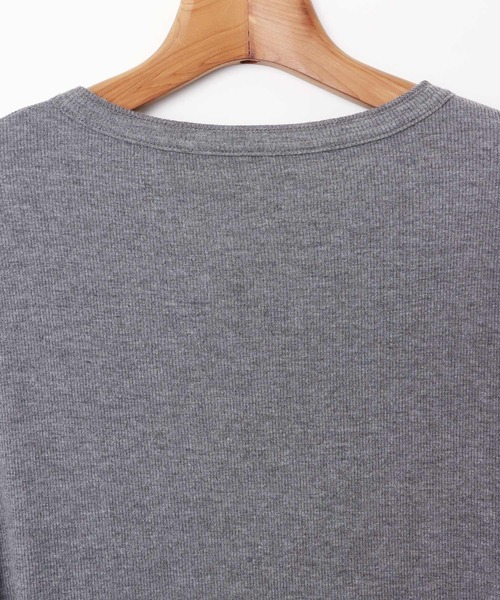 evernavy(エバーネイビー)の「テレコリブクルーネックプルオーバー(Tシャツ/カットソー・レディース・グレー/ブラック/ホワイト系その他/ネイビー・M)」の7枚目の写真