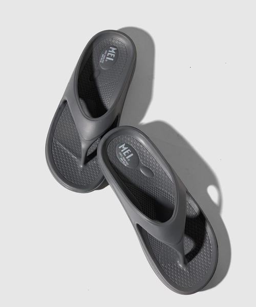 MEI（メイ）の「【 MEI / メイ 】 レディース トングサンダル TONG SANDAL（サンダル・レディース・ブラック/グレー/オフホワイト/オリーブドラブ・S/M/L）」の2枚目の写真