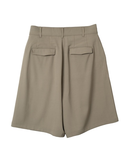 KACCO(カッコ)の「《ユニセックスアイテム》DRAPE WIDE SHORT PANTS / とろみワイドタックショーツ(その他パンツ・メンズ・カーキ/ブラック・LARGE/MEDIUM/SMALL)」の18枚目の写真