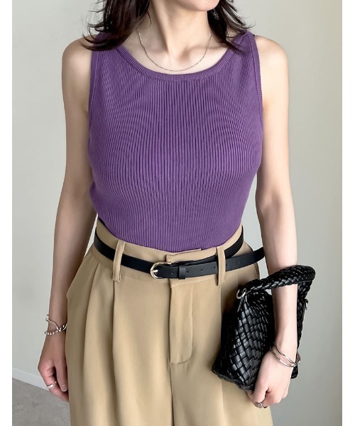 Re:EDIT（リエディ）の「[新色追加][涼感]レーヨンブレンドボートネックタンクトップ（タンクトップ・レディース・グレー/ホワイト/ブラック/ベージュ/ブラウン/カーキ/パープル・LARGE/MEDIUM）」の7枚目の写真