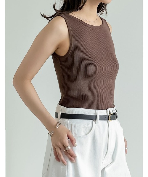 Re:EDIT（リエディ）の「[新色追加][涼感]レーヨンブレンドボートネックタンクトップ（タンクトップ・レディース・グレー/ホワイト/ブラック/ベージュ/ブラウン/カーキ/パープル・LARGE/MEDIUM）」の13枚目の写真