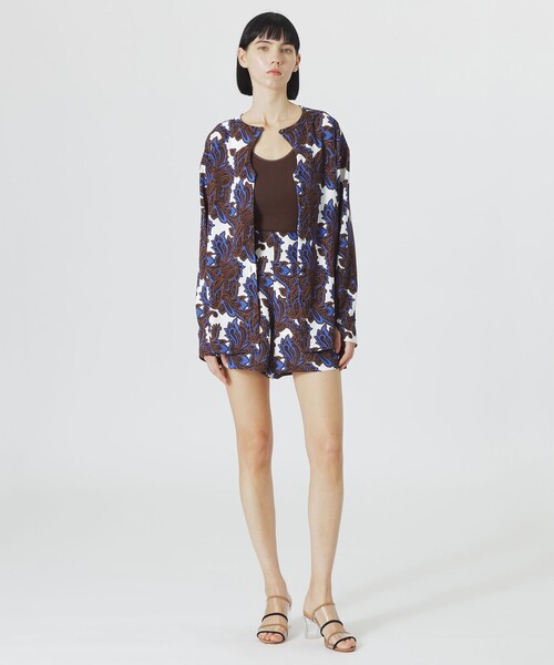 LOVELESS（ラブレス）の「【UVカット/すぐ乾く】リゾートプリントショートパンツ（その他パンツ・レディース・オフホワイト・36/34）」の2枚目の写真