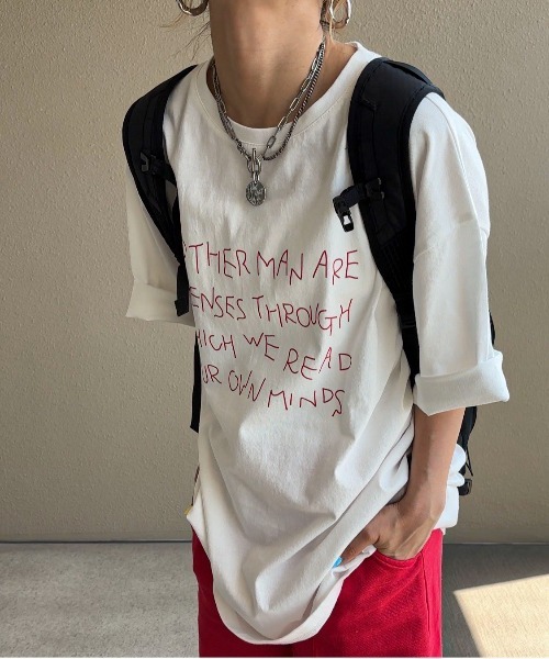 feepur by saya（フェピュールバイサヤ）の「HandwritingカラーロゴTee（Tシャツ/カットソー・レディース・ブラック/チャコールグレー/ブルー/レッド・MEDIUM）」の4枚目の写真