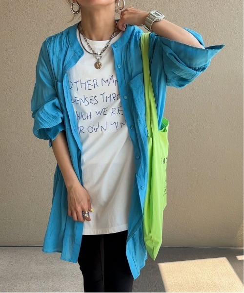 feepur by saya（フェピュールバイサヤ）の「HandwritingカラーロゴTee（Tシャツ/カットソー・レディース・ブラック/チャコールグレー/ブルー/レッド・MEDIUM）」の17枚目の写真