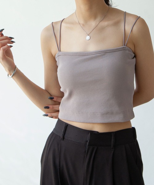 Chillfar（チルファー）の「カップ付き スクエアクロップ丈ダブルストラップドキャミソール（キャミソール・レディース・ブラック/ホワイト/オートミール/グレー/ブラウン/グレイッシュベージュ・FREE）」の8枚目の写真