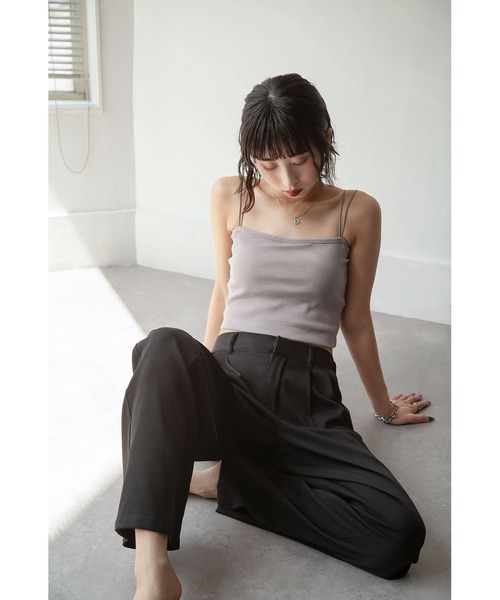 Chillfar（チルファー）の「カップ付き スクエアクロップ丈ダブルストラップドキャミソール（キャミソール・レディース・ブラック/ホワイト/オートミール/グレー/ブラウン/グレイッシュベージュ・FREE）」の15枚目の写真