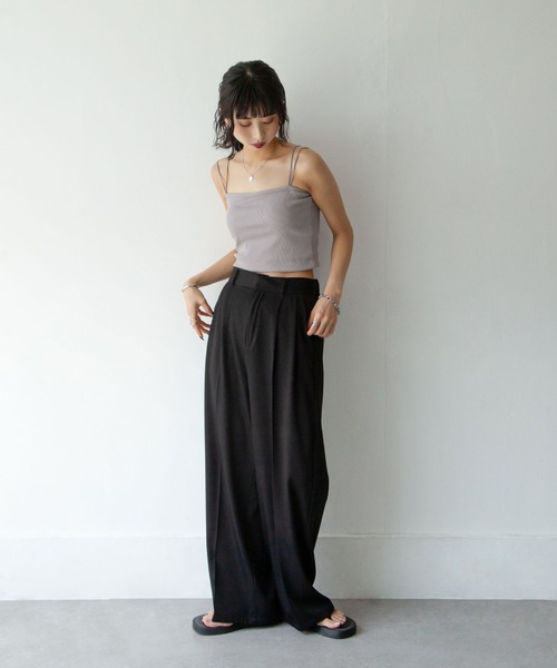 Chillfar（チルファー）の「カップ付き スクエアクロップ丈ダブルストラップドキャミソール（キャミソール・レディース・ブラック/ホワイト/オートミール/グレー/ブラウン/グレイッシュベージュ・FREE）」の14枚目の写真