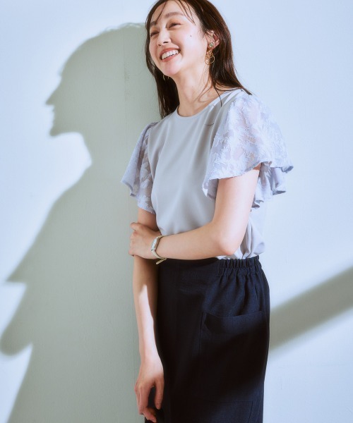 7days Life Styling(セブンデイズライフスタイリング)の「袖レース切替ブラウス見えトップス(Tシャツ/カットソー・レディース・オフホワイト/ブラック/ライトグレー・LL/M/L)」の8枚目の写真