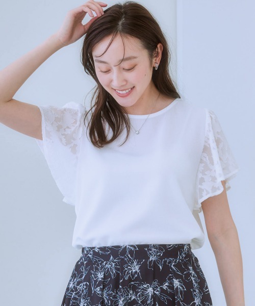 7days Life Styling(セブンデイズライフスタイリング)の「袖レース切替ブラウス見えトップス(Tシャツ/カットソー・レディース・オフホワイト/ブラック/ライトグレー・LL/M/L)」の11枚目の写真