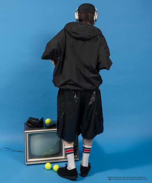 Perushu（ペルーシュ）の「Reebok／Perushu別注　配色切り替えナイロンアノラックプルオーバー（その他トップス・メンズ・オフホワイト/ブラック/カーキ/ネイビー・MEDIUM/LARGE）」の22枚目の写真