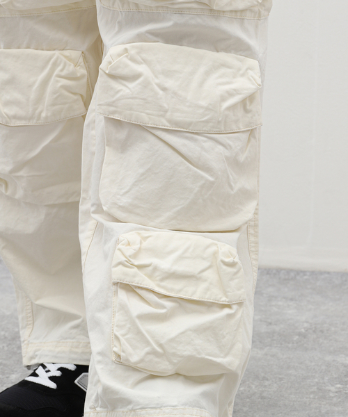 JOURNAL STANDARD（ジャーナルスタンダード）の「BOILER ROOM / ボイラールーム GARMENT DYE BLOCK CARGO PANT SS24PT03BNE（カーゴパンツ・メンズ・ホワイト・MEDIUM/LARGE）」の13枚目の写真