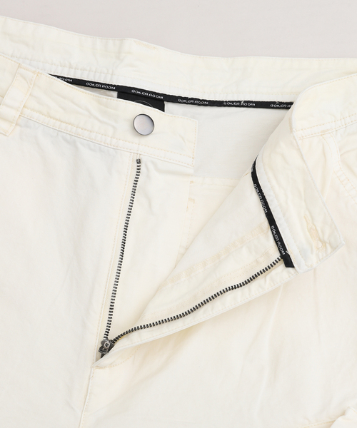 JOURNAL STANDARD（ジャーナルスタンダード）の「BOILER ROOM / ボイラールーム GARMENT DYE BLOCK CARGO PANT SS24PT03BNE（カーゴパンツ・メンズ・ホワイト・MEDIUM/LARGE）」の17枚目の写真