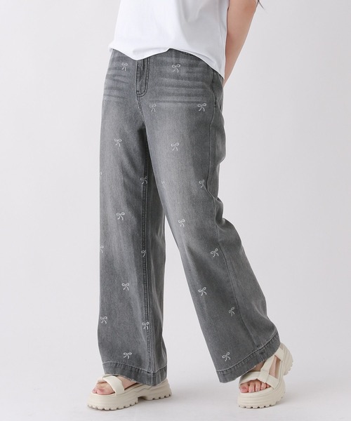 repipi armario（レピピ アルマリオ）の「ハート・リボン総柄デニム（デニムパンツ・キッズ・ブラック系1/ブラック系2/ブルー系1/ブルー系2・SMALL/MEDIUM/LARGE）」の3枚目の写真