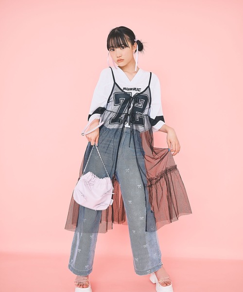 repipi armario（レピピ アルマリオ）の「ハート・リボン総柄デニム（デニムパンツ・キッズ・ブラック系1/ブラック系2/ブルー系1/ブルー系2・SMALL/MEDIUM/LARGE）」の5枚目の写真