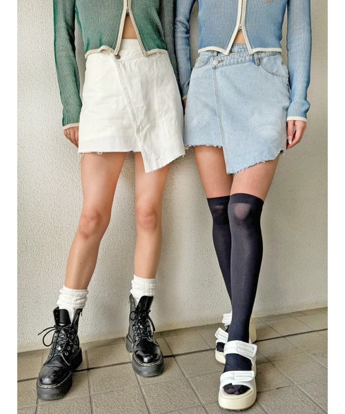 EGOIST（エゴイスト）の「ラップデニムミニスカート（スカート・レディース・ライトブルー/ホワイト・M/S）」の3枚目の写真