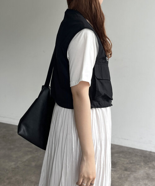 CPCM(シーピーシーエム)の「NCポケットベスト(ベスト・レディース・ブルー/アイボリー/ブラック・FREE)」の8枚目の写真