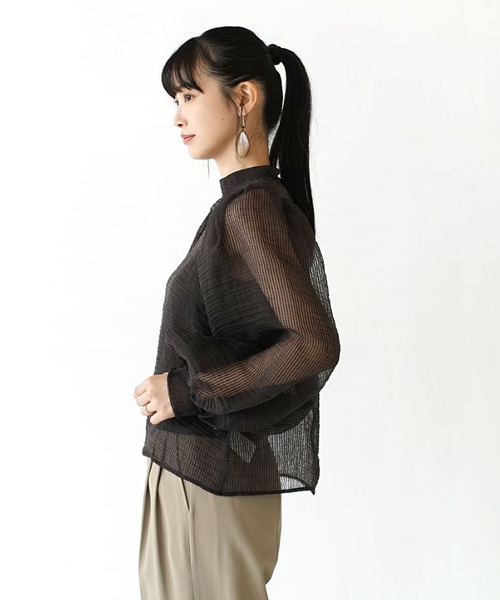 zootie（ズーティー）の「シアーストライプ バルーンスリーブブラウス［キャミ付き］（シャツ/ブラウス・レディース・アイボリー/ラベンダー/ブラック・M）」の16枚目の写真