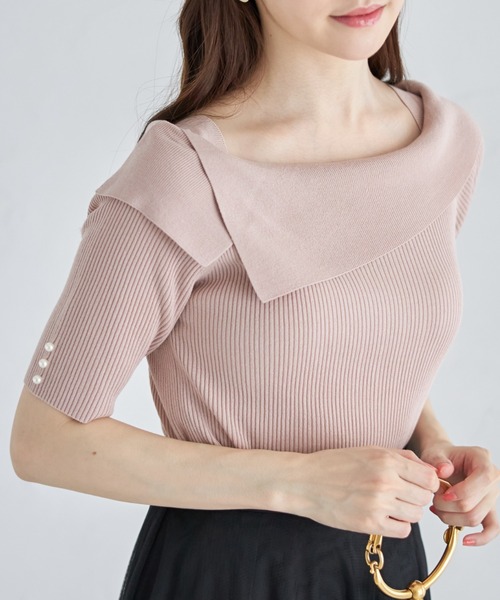 tocco closet(トッコ クローゼット)の「接触冷感♪袖口パール付きアシメオフショルリブニットプルオーバー(ニット/セーター・レディース・オフホワイト/ラベンダー/ピンク・M)」の3枚目の写真
