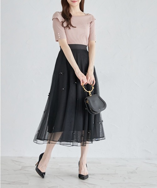 tocco closet(トッコ クローゼット)の「接触冷感♪袖口パール付きアシメオフショルリブニットプルオーバー(ニット/セーター・レディース・オフホワイト/ラベンダー/ピンク・M)」の10枚目の写真