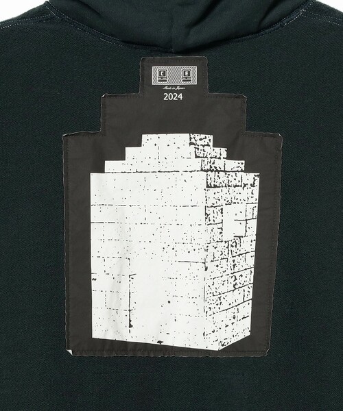 【国内買付】C.E CF8zero8 HOODY パーカー スウェット生地 C.E（シーイー）の「C.E / CF8zero8 HOODY（スウェット）」 - WEAR
