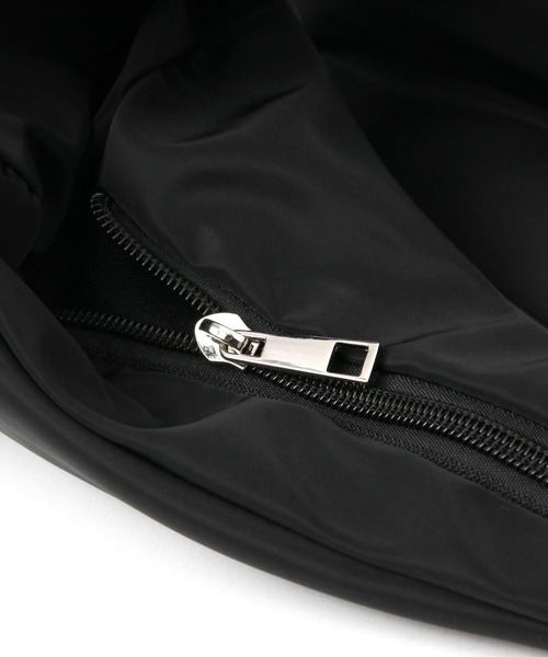 3.3 Field Trip （3.3フィールドトリップ）の「3.3 Field Trip／ナイロンバッグ（ショルダーバッグ・メンズ・ブラック/グレー・FREE）」の6枚目の写真