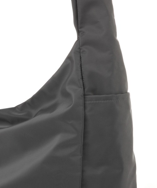 3.3 Field Trip （3.3フィールドトリップ）の「3.3 Field Trip／ナイロンバッグ（ショルダーバッグ・メンズ・ブラック/グレー・FREE）」の10枚目の写真