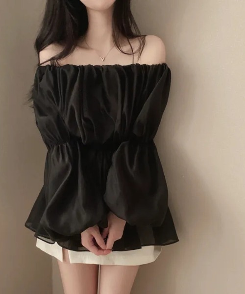 gossip！ロサンゼルス（ゴシップロサンゼルス）の「Y2K シアーギャザーペプラムブラウス（シャツ/ブラウス・レディース・オフホワイト/ベージュ/ブラック・FREE）」の2枚目の写真