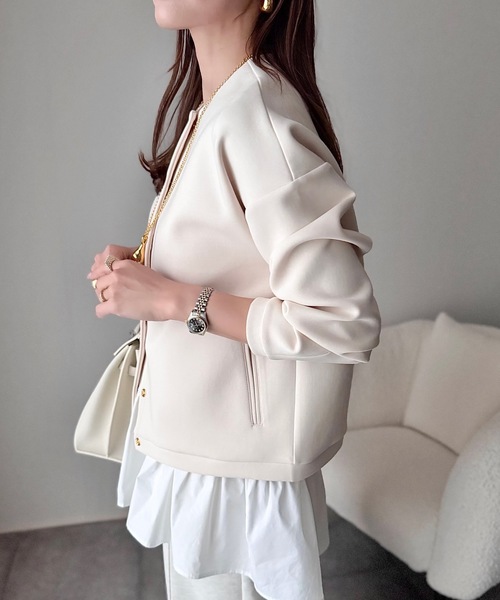 Emma Taylor（エマテイラー）の「【大人カーデ】ダンボールノーカラージャケット（ノーカラージャケット・レディース・モカ/チャコールグレー/ブラック/ネイビー/オフホワイト/ライトベージュ/シルバー系/ブラウン・FREE）」の22枚目の写真