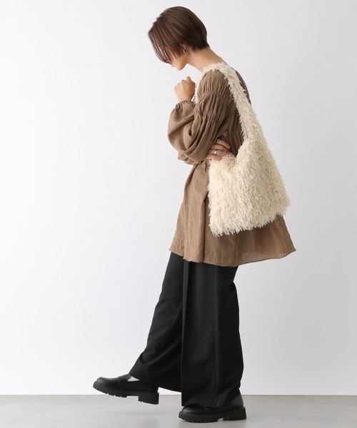 LEPSIM（レプシィム）の「フェイクフェザーフリンジショルダー 132585