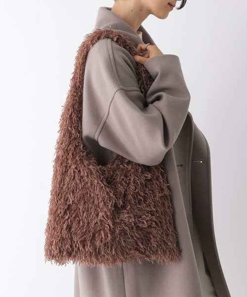 LEPSIM(レプシィム)の「フェイクフェザーフリンジショルダー 132585(ショルダーバッグ・レディース・ブラック/アイボリー/ブラウン・ONE SIZE)」の20枚目の写真