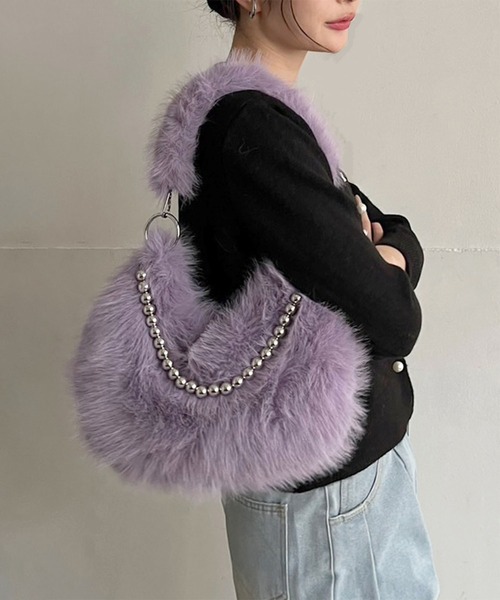 Jewelobe(ジュエローブ)の「ダブルストラップラウンドフェイクファーバッグ(クラッチバッグ・レディース・ブラック/パープル/ベージュ・FREE)」の21枚目の写真