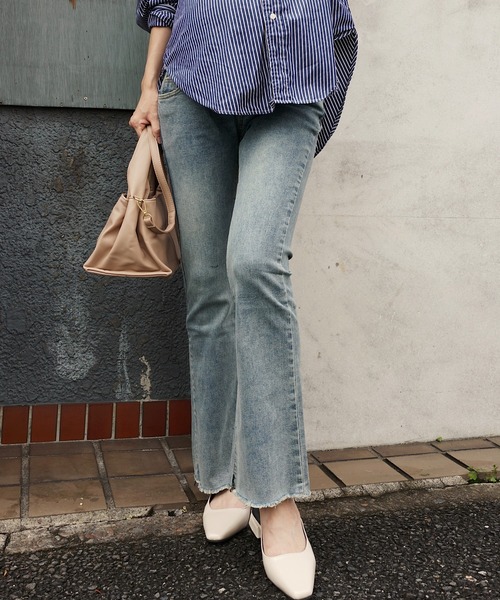 【マタニティ】オールシーズン着回しOK！美脚フレアデニム（デニムパンツ）｜Mela（メラ）